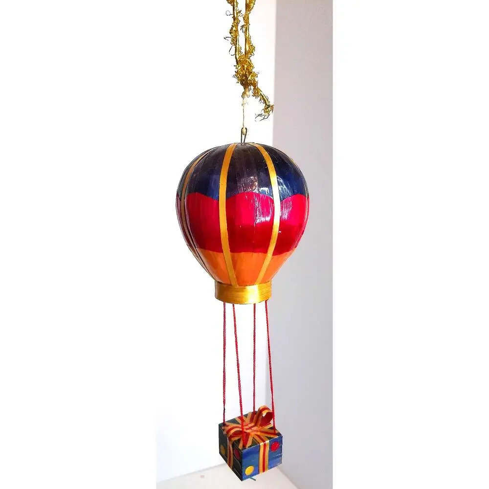 Hot Air Balloon Christmas Ornament Handmade Wheat Straw Colorful Decor